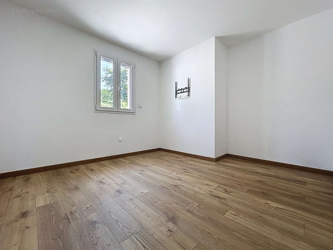 Maison à MALEMORT-SUR-CORREZE