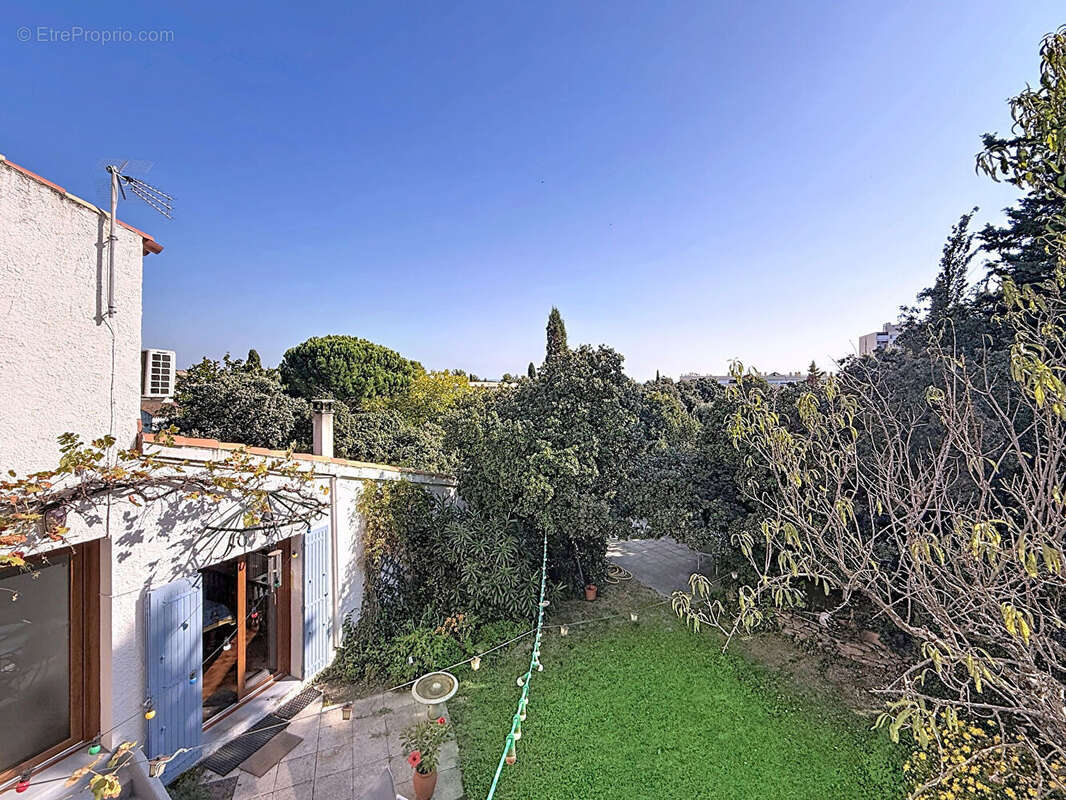 Maison à VILLENEUVE-LES-AVIGNON