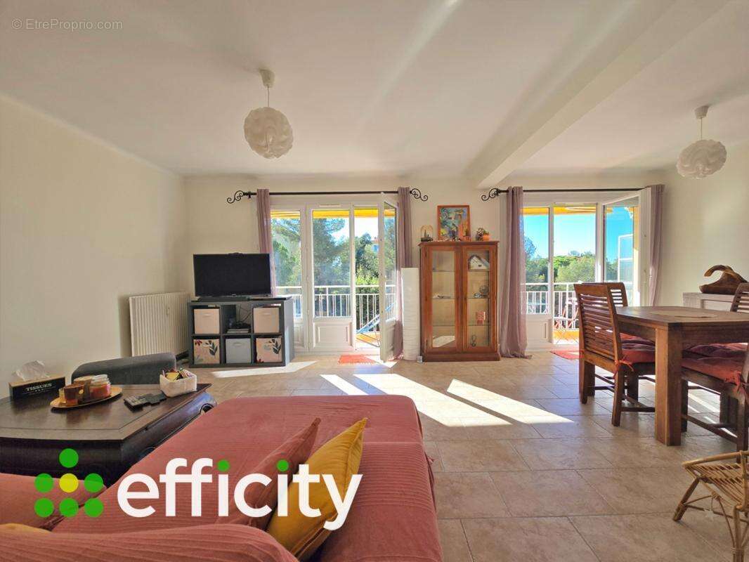 Appartement à SAINT-RAPHAEL