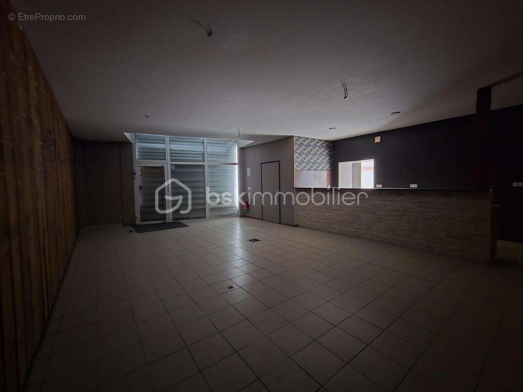 Opportunité exceptionnelle au cœur de Saint-Secondin – Immeuble mixte commerce & habitation - photo 9