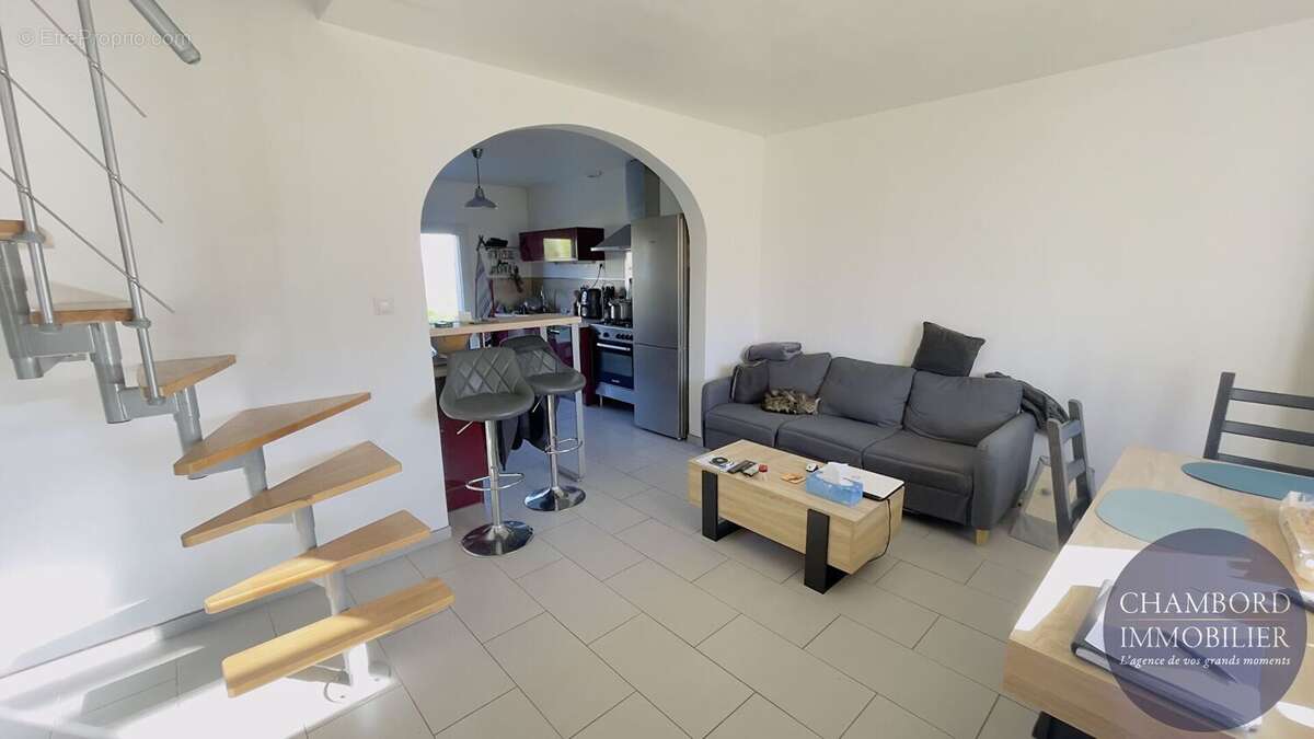 Maison à SAINT-LUBIN-EN-VERGONNOIS