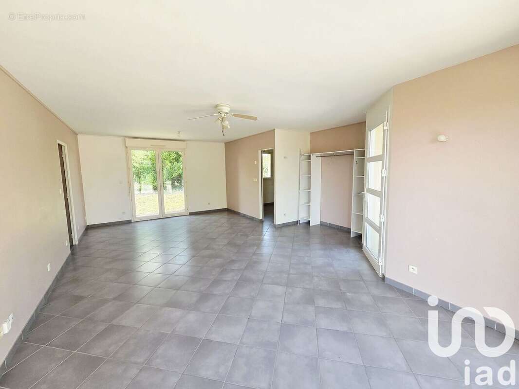 Photo 2 - Maison à SAINT-LEGER-PRES-TROYES