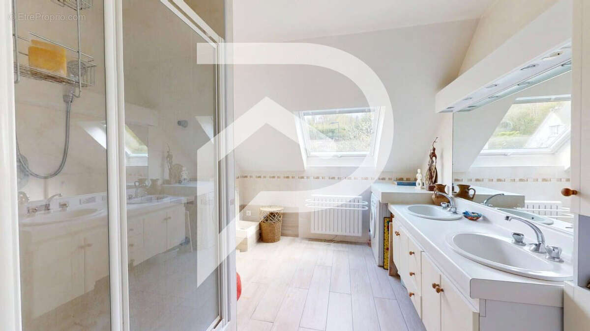 Maison à L'ETANG-LA-VILLE