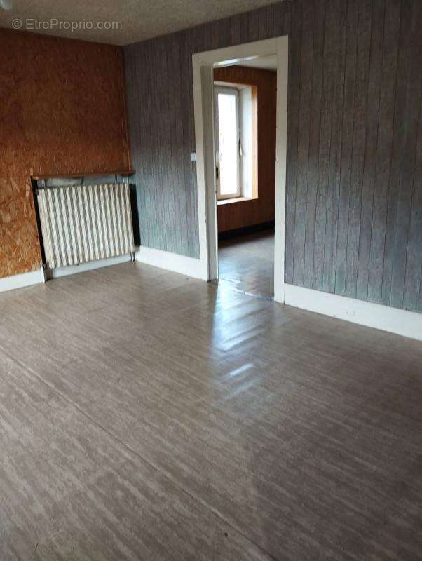 Maison à RUPT-SUR-MOSELLE