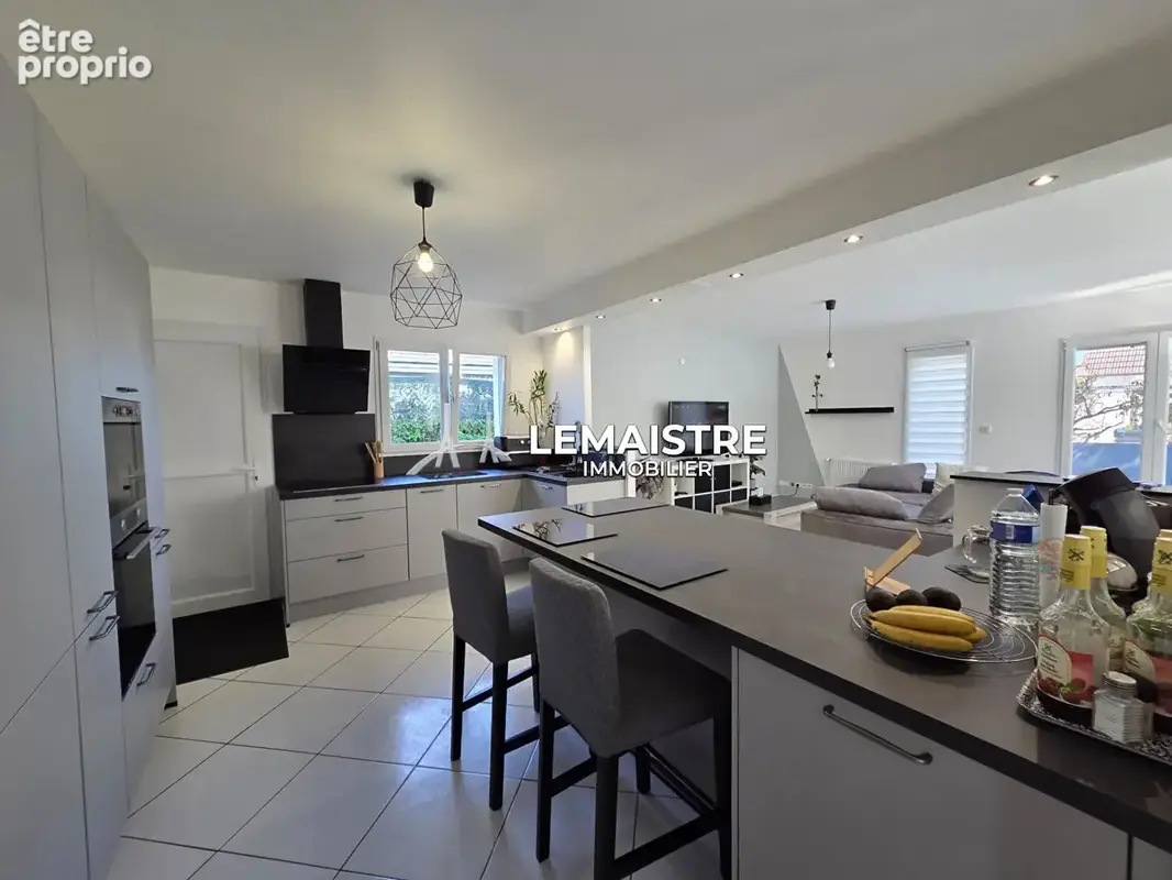 Maison à vendre - Saint-Étienne-du-Rouvray - 198 m² - 6 chambres + possibilité 7e - Jardin - Sous-sol 100 m² - EXCLUSIVITÉ - photo 11