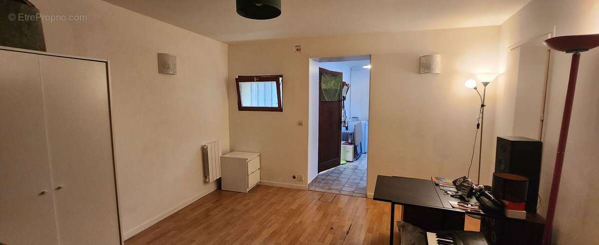 Appartement à PARIS-19E