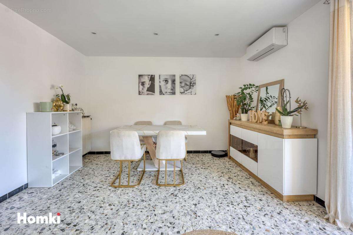 Appartement à HYERES