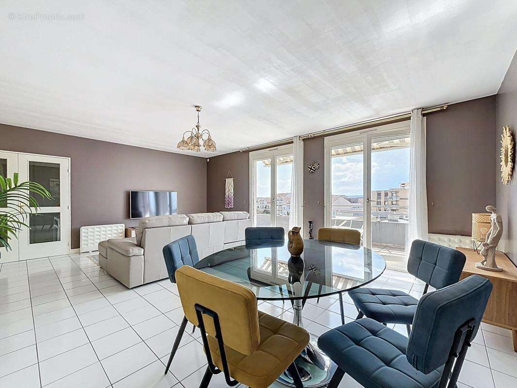 Appartement à VILLEURBANNE