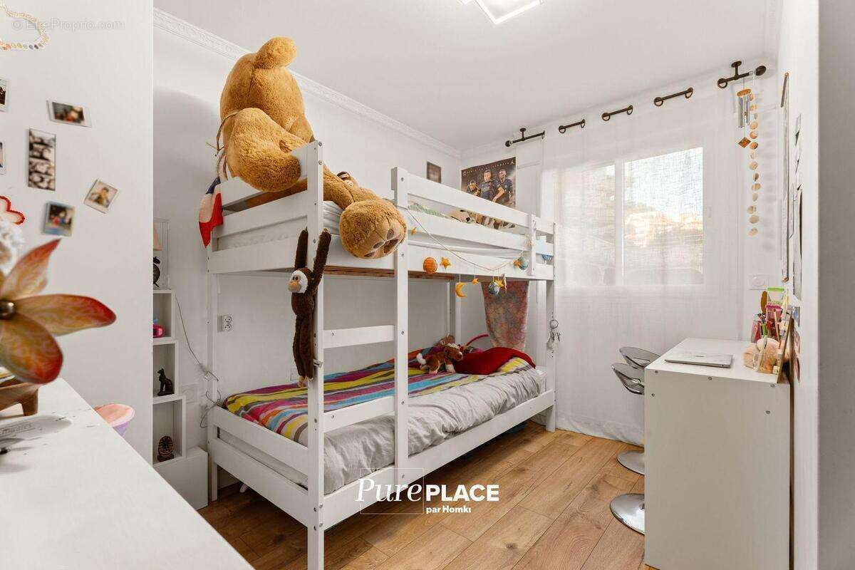 Appartement à MANDELIEU-LA-NAPOULE