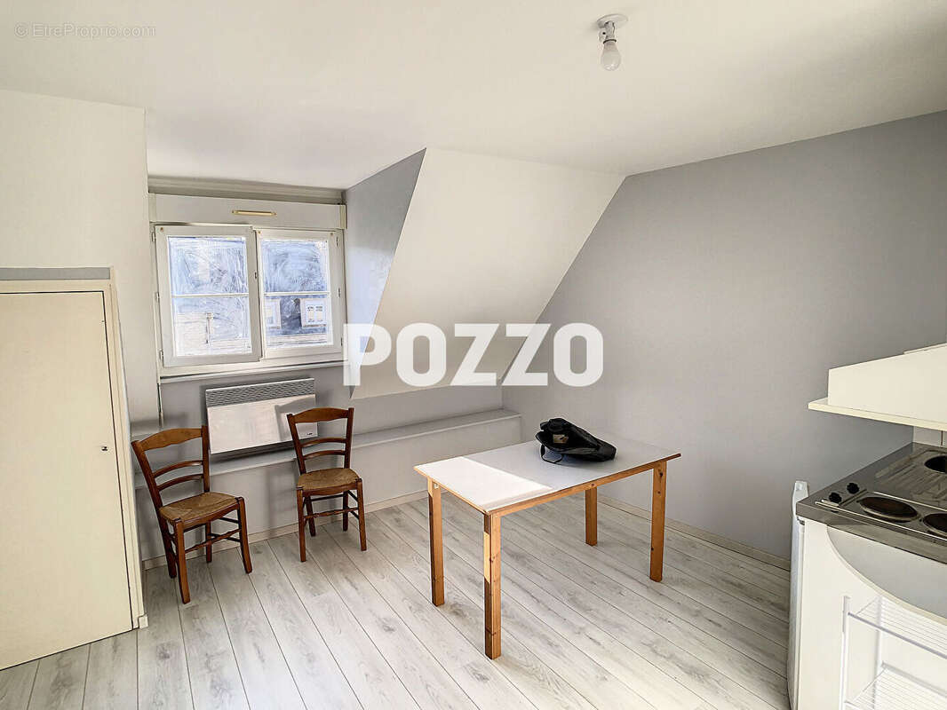 A VENDRE - IMMEUBLE en monopropriété 177m² - Centre-ville de Saint-Hilaire-du-Harcouët - photo 13