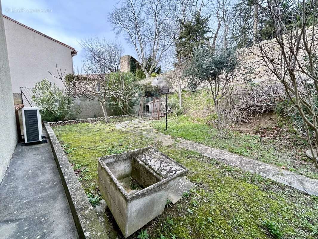 Maison à FABREZAN