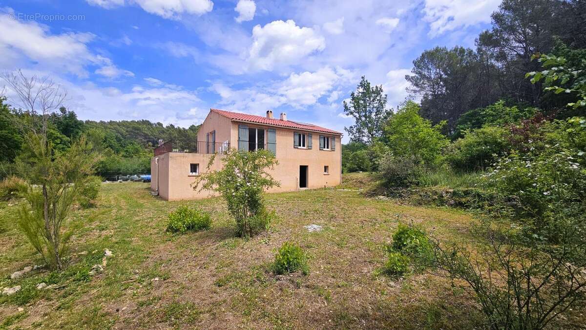 Maison à DRAGUIGNAN