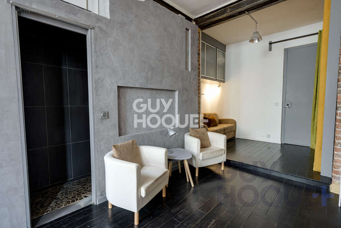Bel Appartement de 38 m2 - Atypique Esprit Loft Village Ramey - photo 3