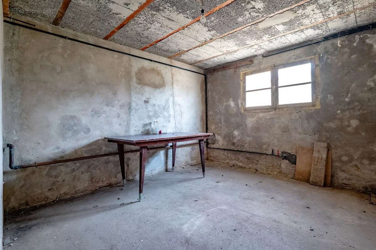 Dammarie-lès-lys – château soubiron – maison 105 m² à rénover – terrain 587 m² - photo 18
