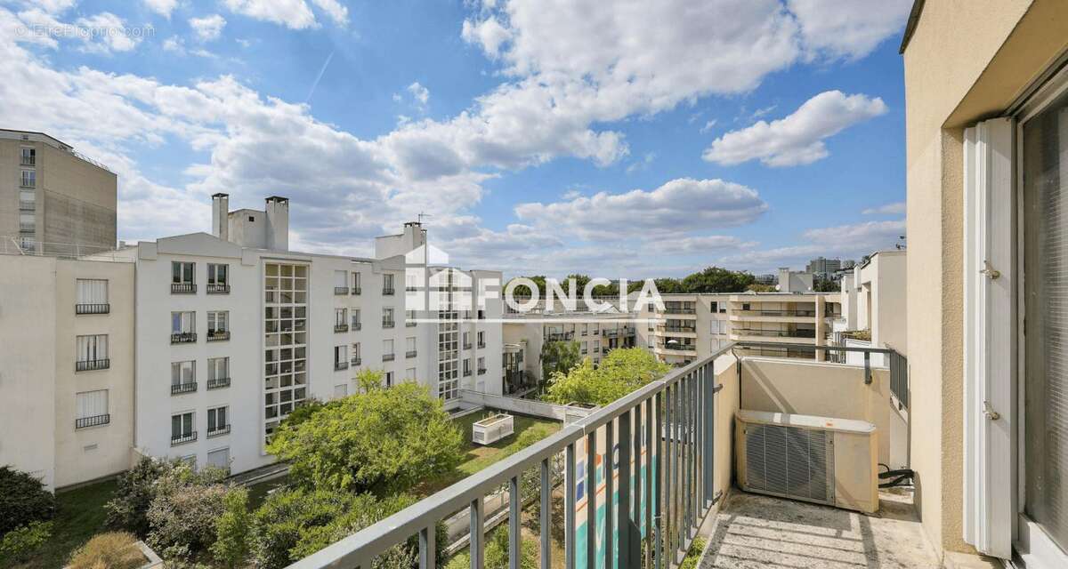 Appartement à BOURG-LA-REINE