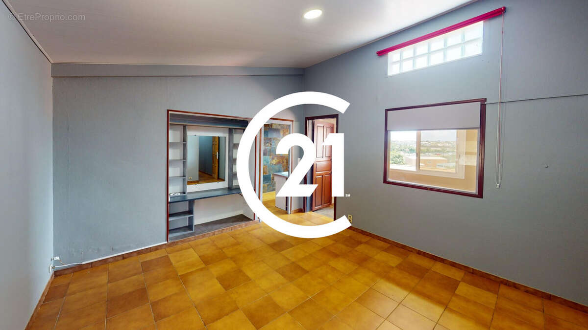 Maison 225 m² à Ducos  - photo 4