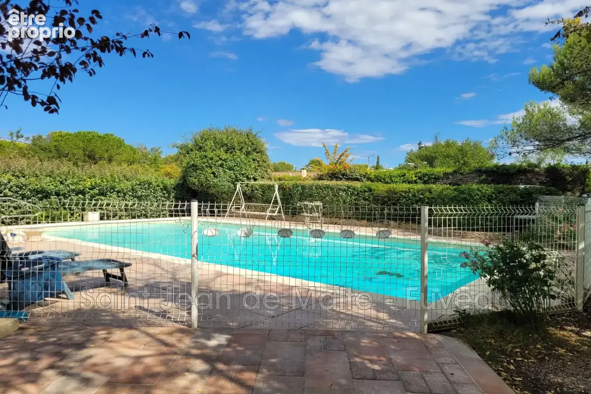 Photo Maison à Greasque au prix de 535 000€