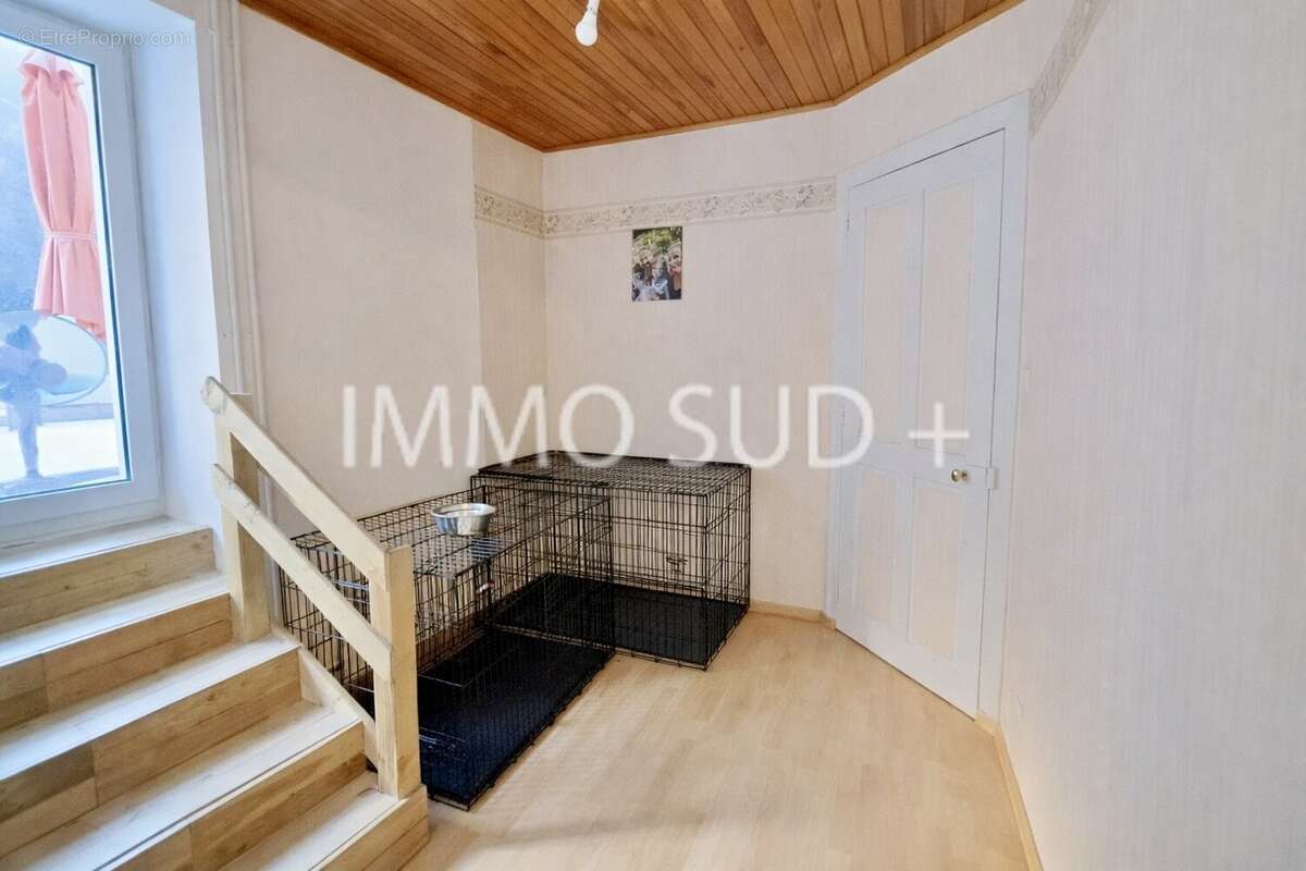 Maison à LIVET-ET-GAVET