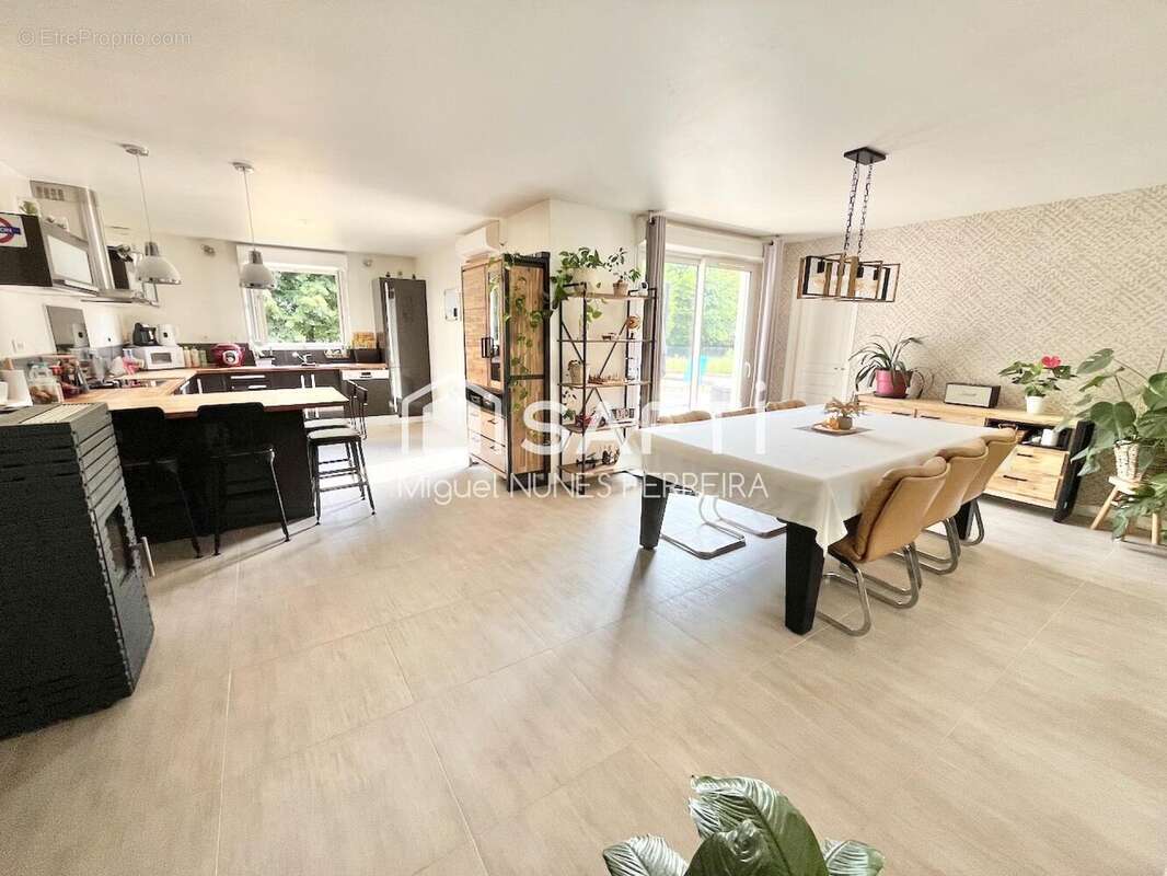 Maison 147 m² à Renneville  - photo 5
