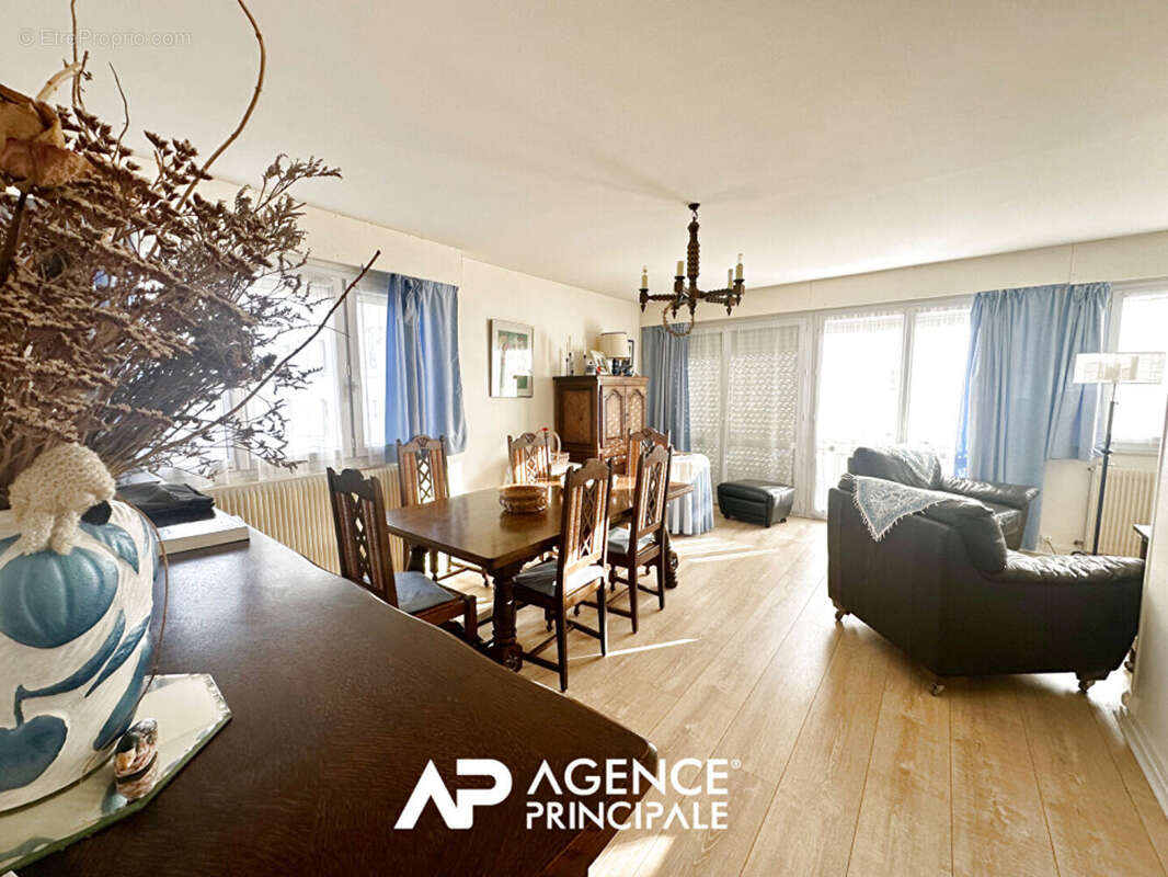 Appartement à LA ROCHELLE