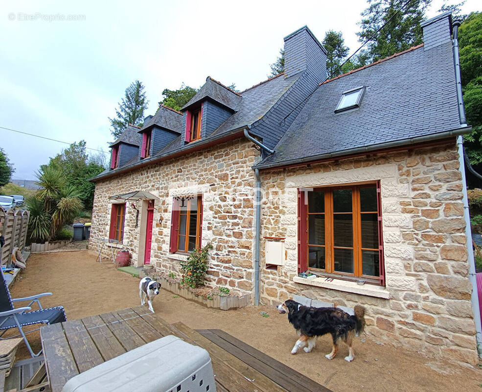 Maison à MANTALLOT