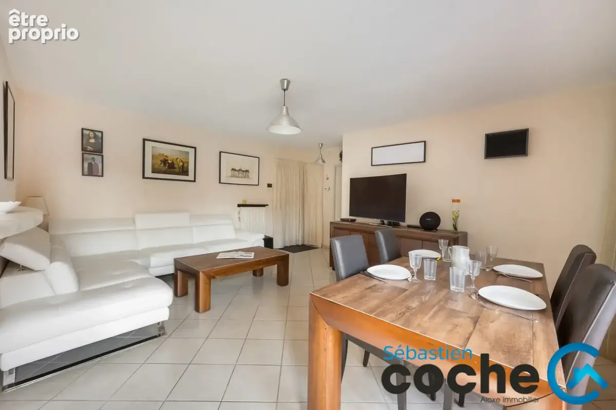 T3 contemporain Décines-Charpieu - photo 7
