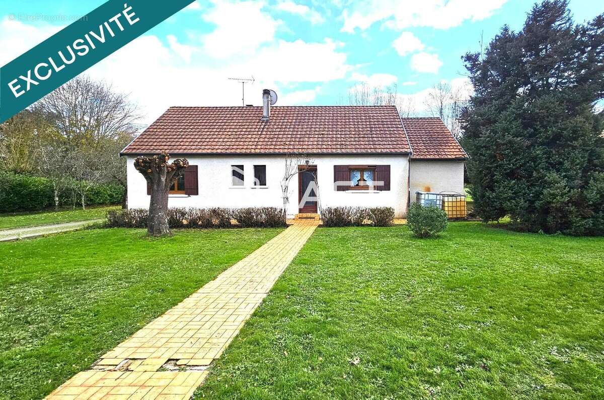 Photo 2 - Maison à NEUVIC