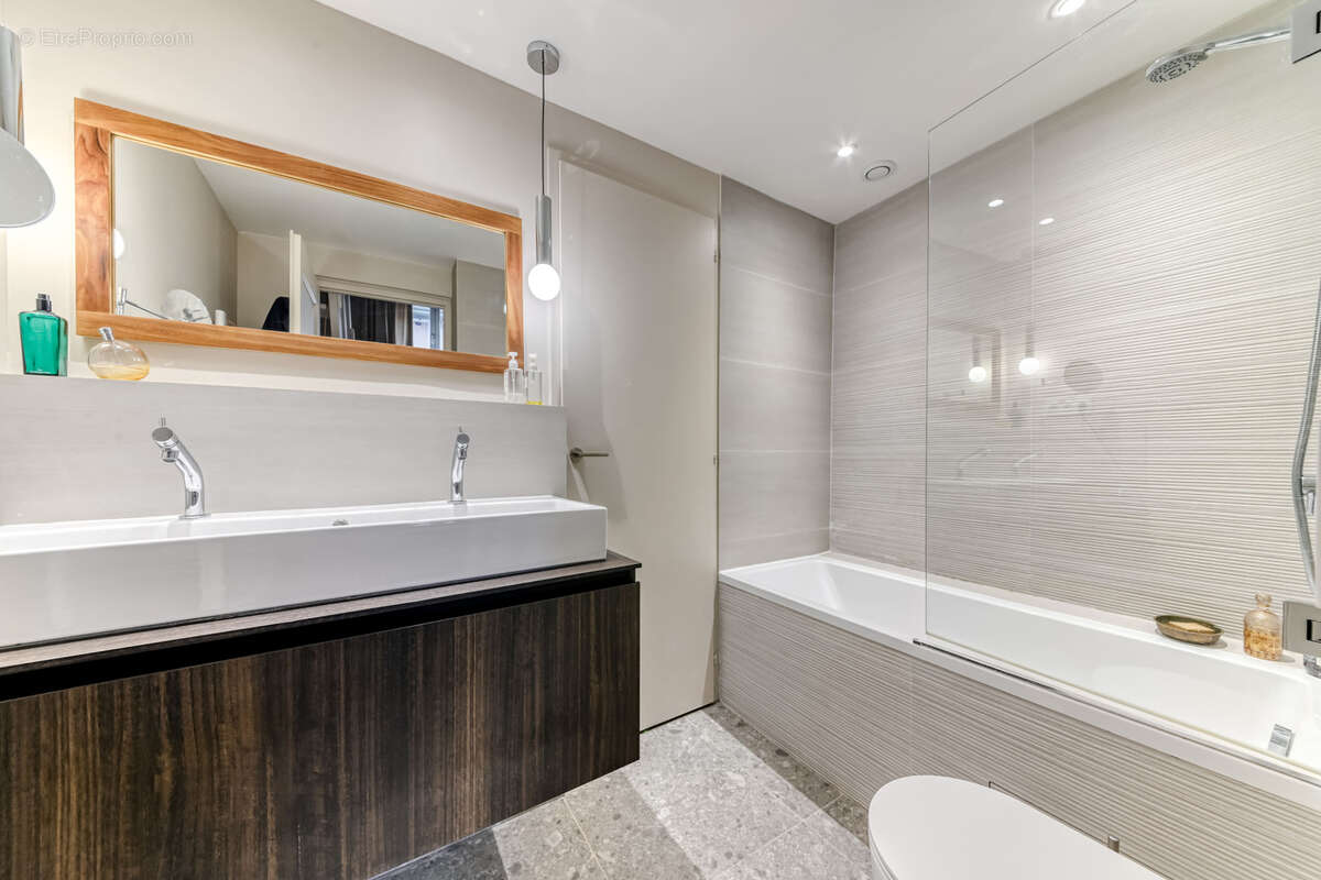 Appartement à SAINTE-FOY-LES-LYON