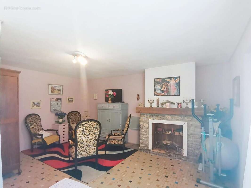 Photo 9 - Maison à REIGNAC