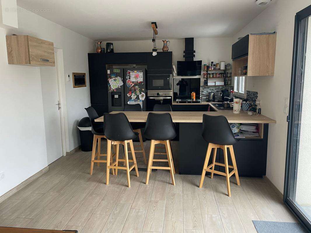 Maison à PONT-DE-CHERUY