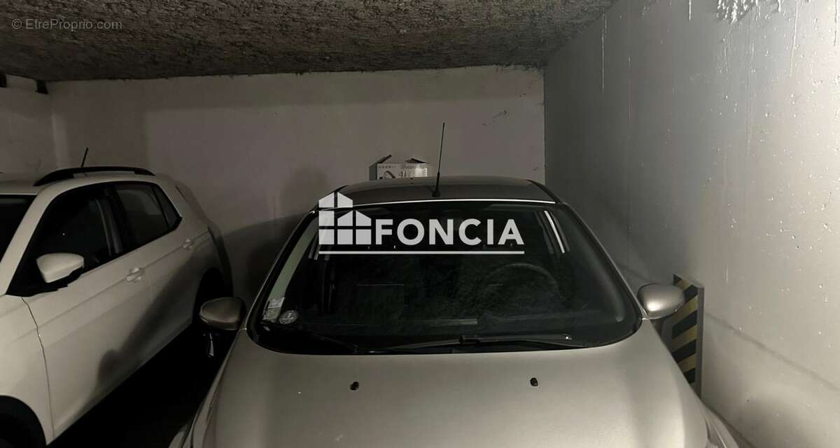 Appartement à LE MESNIL-ESNARD