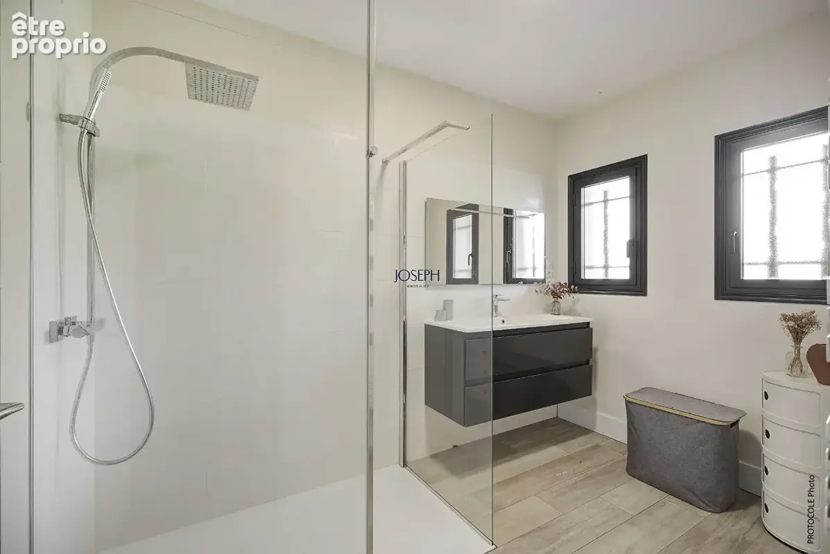 LA SALVETAT-SAINT-GILLES ,Maison familiale T6 avec piscine, dépendance et terrain divisible - photo 8
