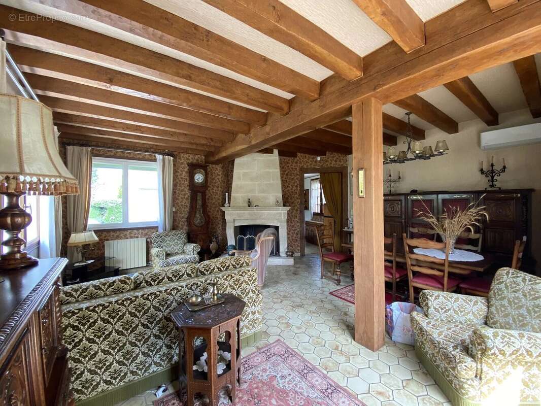 Belle maison familiale avec grand jardin à Bellac - photo 3