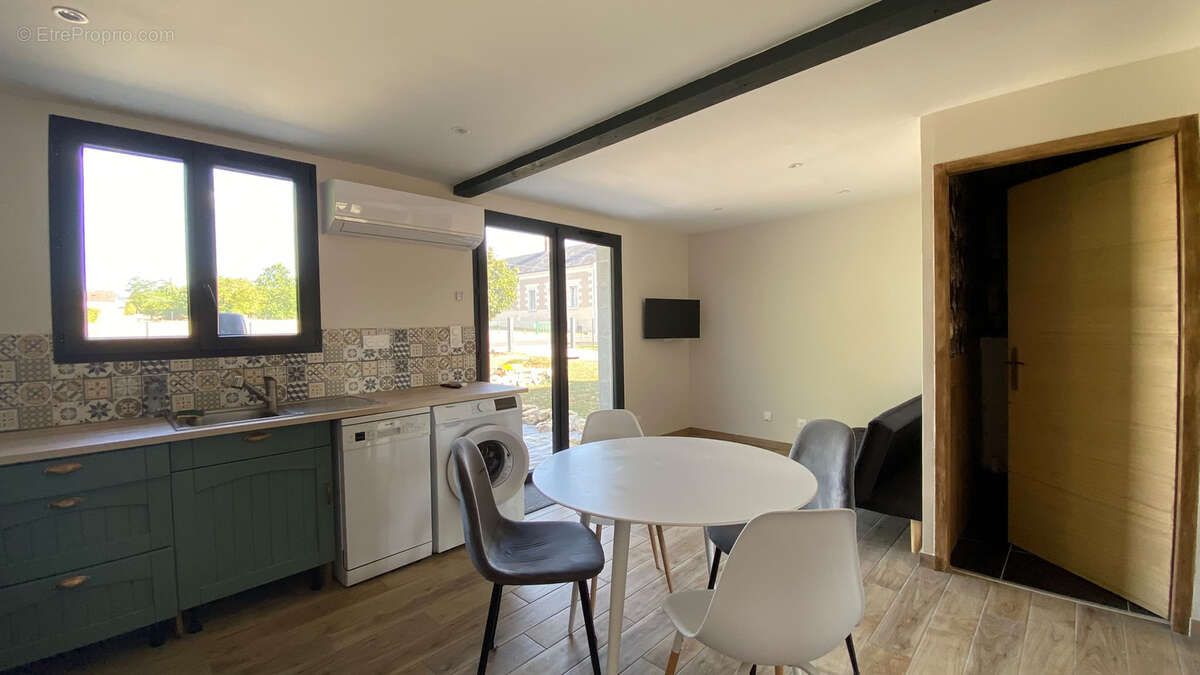 Maison familiale de 159 m2 avec studio indépendant - photo 13