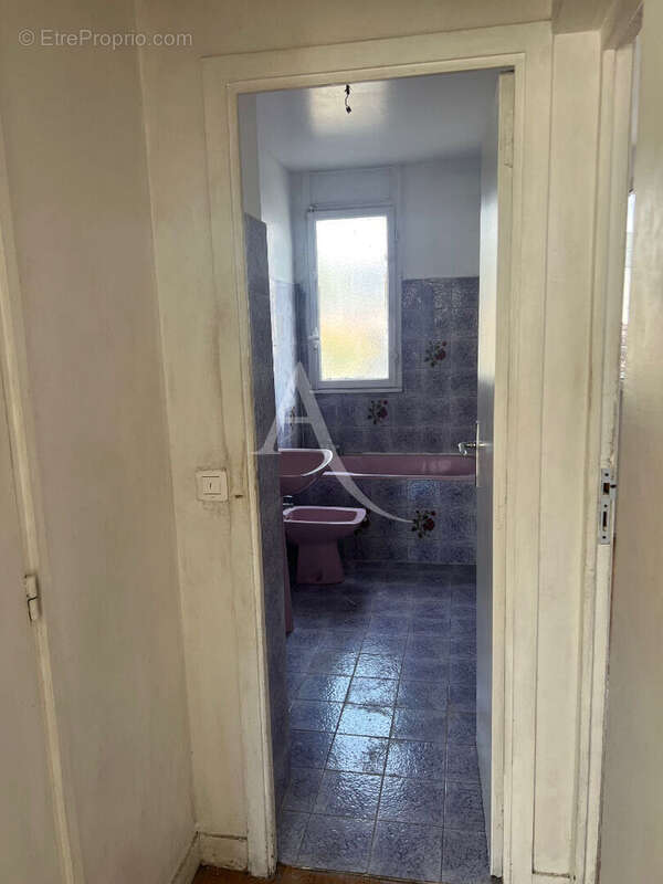 Appartement Aubervilliers 4 pièce(s) 61 m2 - photo 8