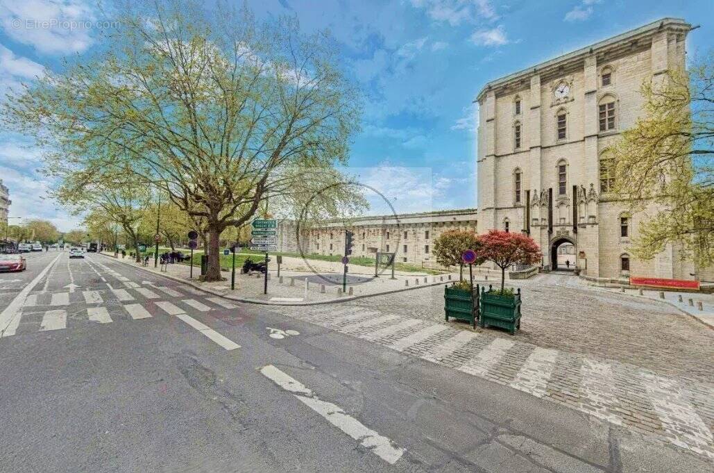 Commerce à VINCENNES