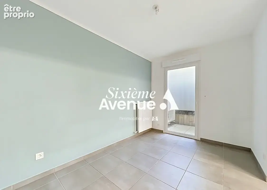 Appartement Decines Charpieu 3 pièce(s) 74 m2 - photo 3