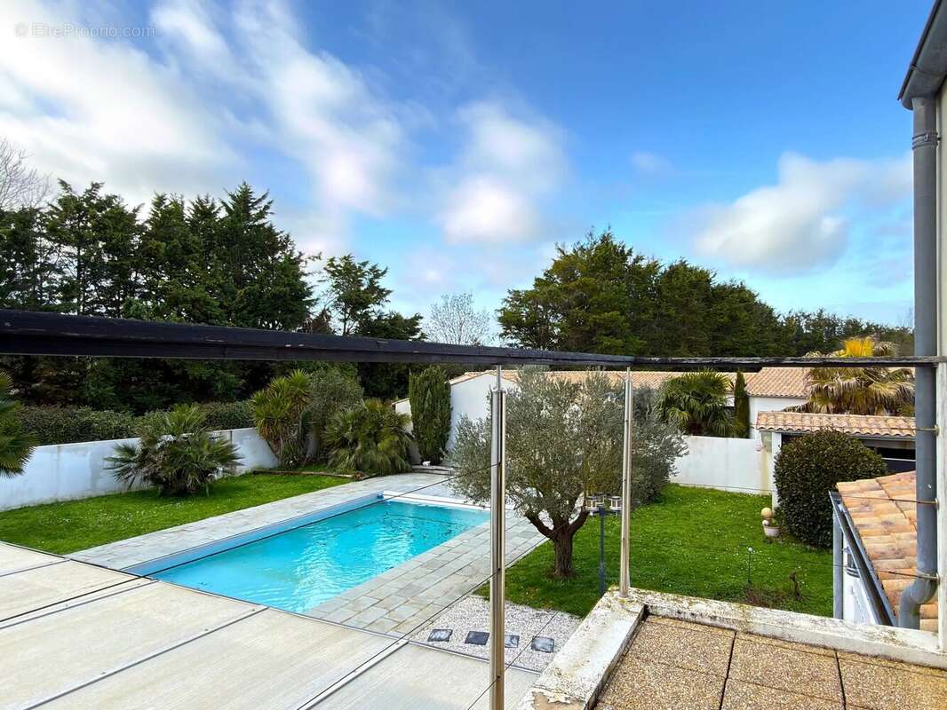 Maison à DOMPIERRE-SUR-MER