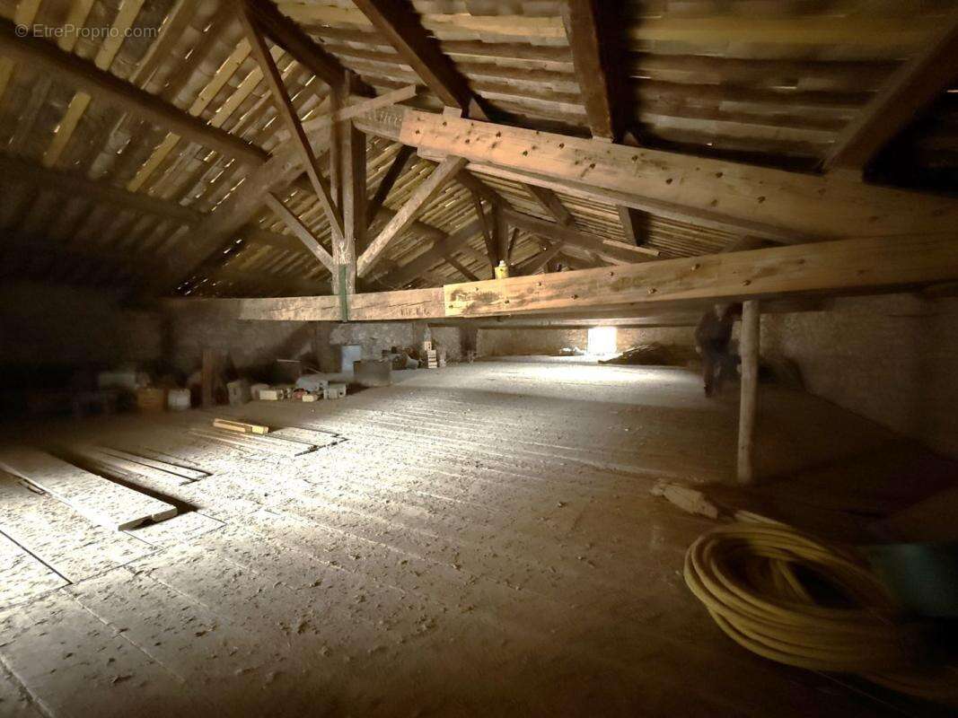 Maison à POUZOLS-MINERVOIS