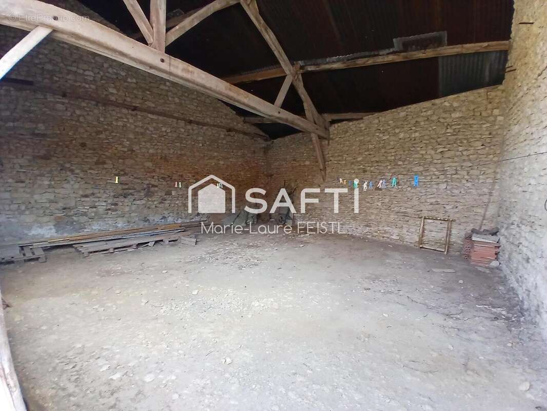 Maison 75 m² à Chemille-Sur-Indrois  - photo 5