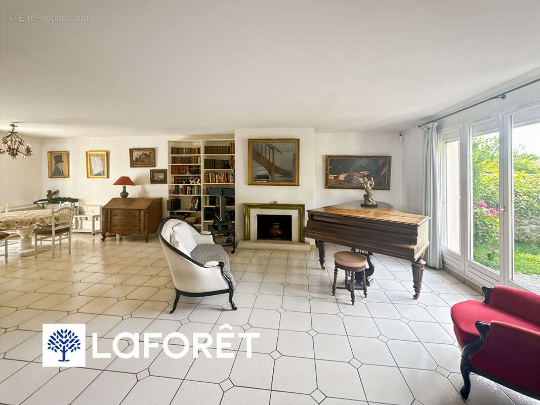 Maison à VILLEMOISSON-SUR-ORGE