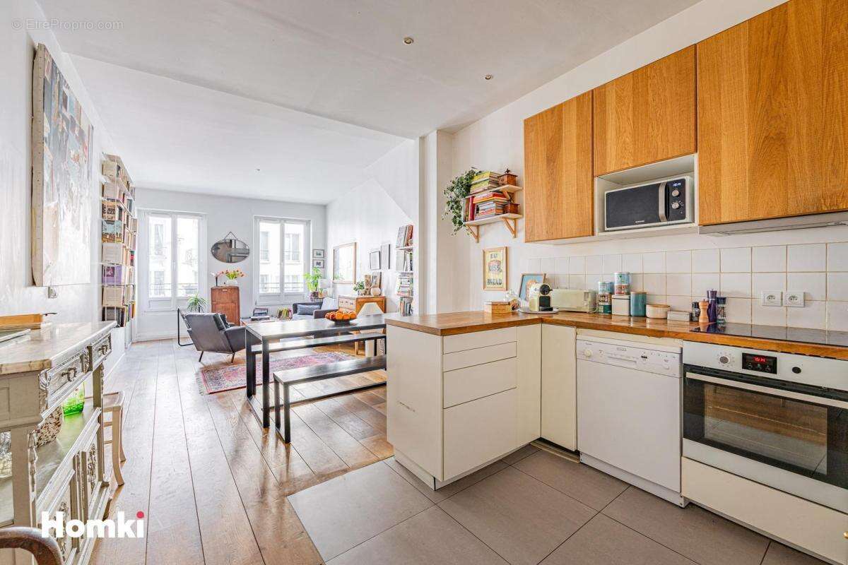 Appartement à PARIS-10E