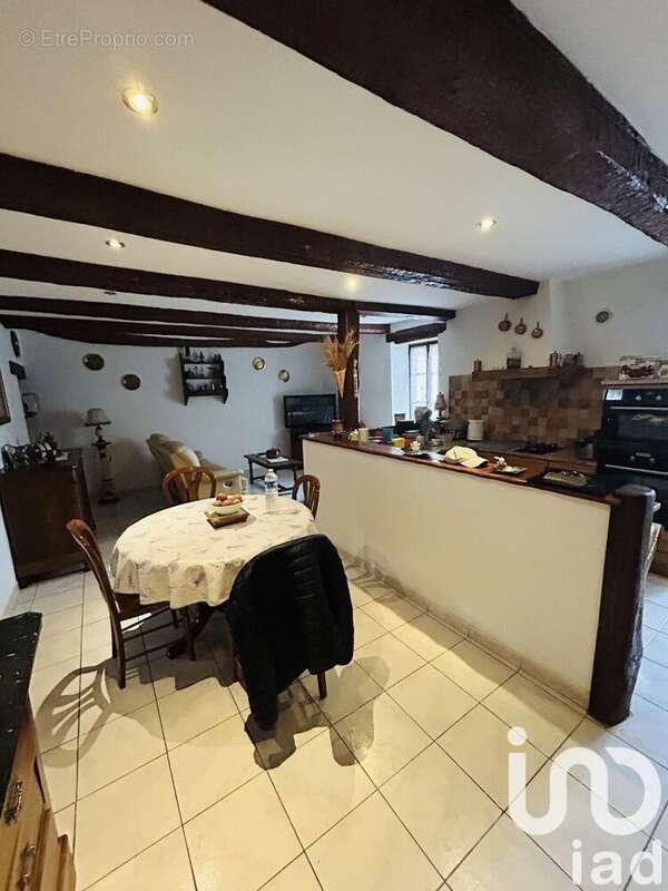 Photo 2 - Maison à SALINDRES