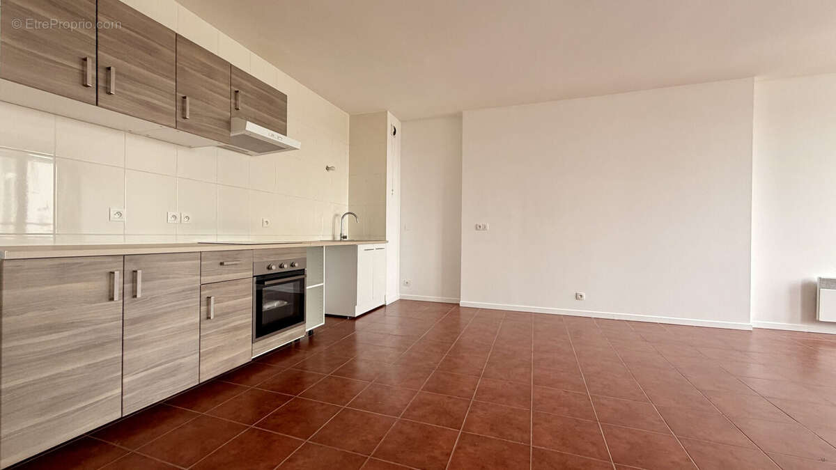 Appartement 82 m² à Lanester  - photo 2