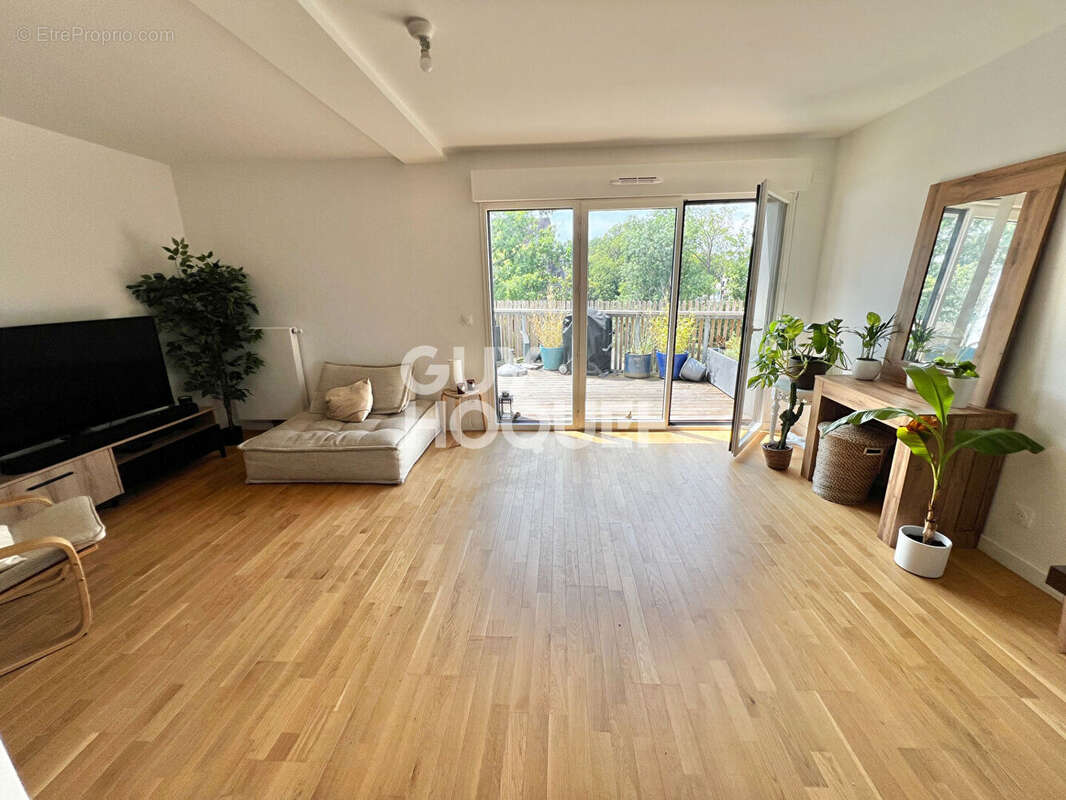 Appartement à MASSY