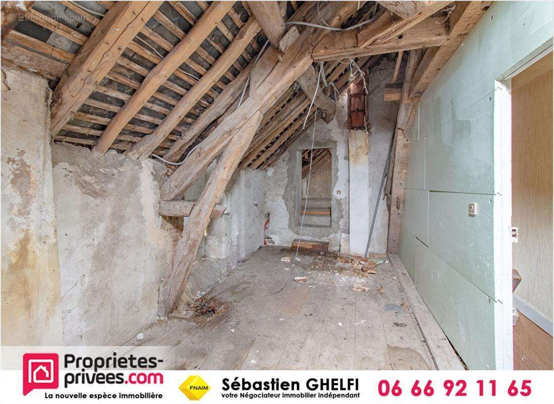 Maison à CONTRES