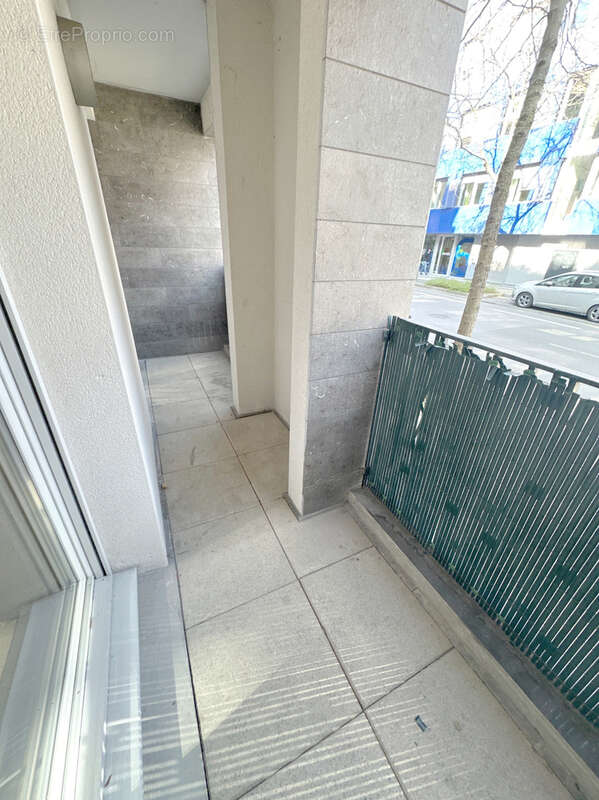Appartement T3 à vendre à Reims - photo 2