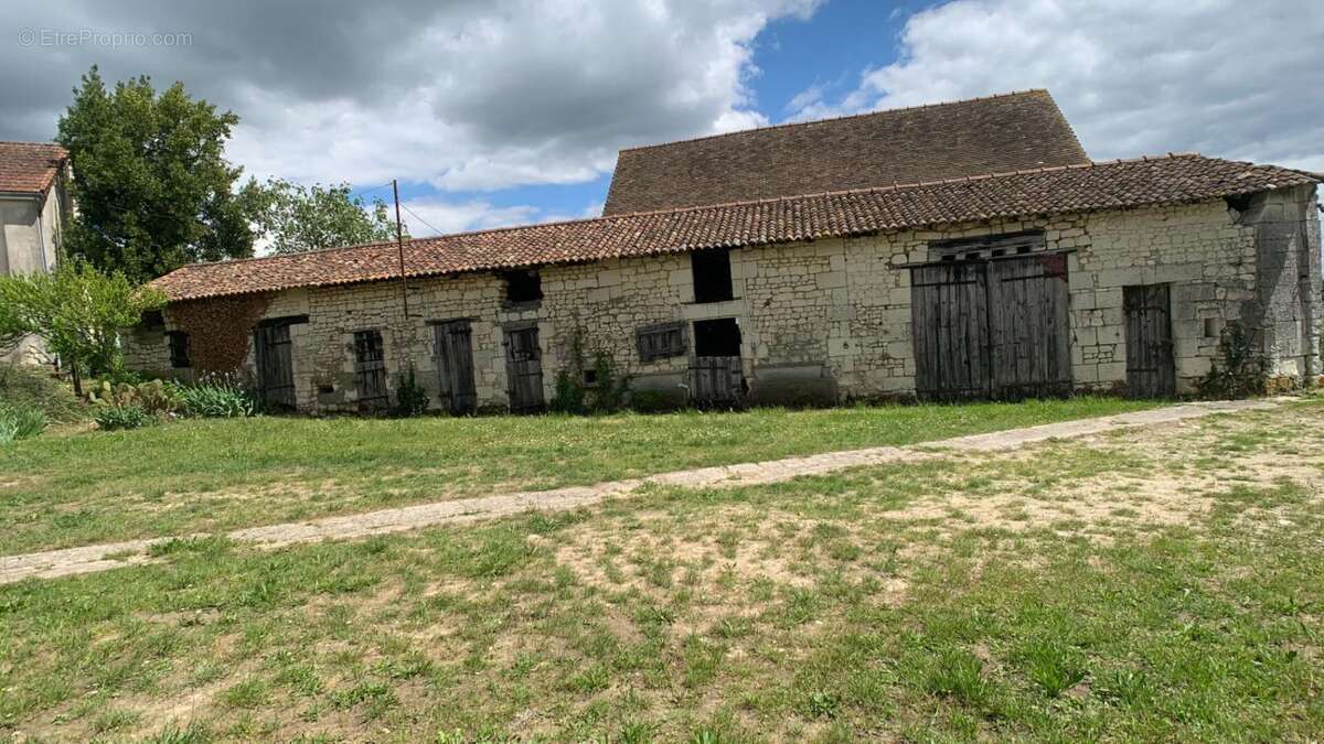 Maison à THURE