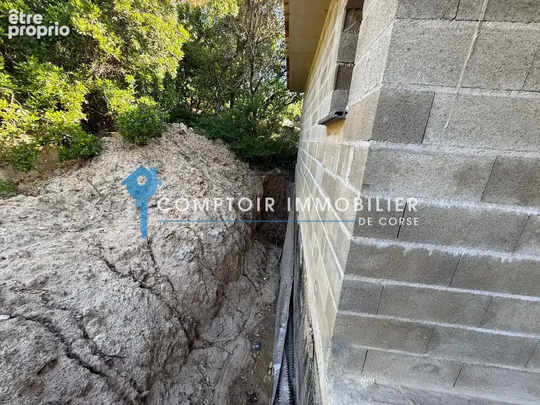 Exceptionnel à Porto Vecchiaccio, Terrain 3488 m2 avec permis accordés et purgés de tout recours - photo 36