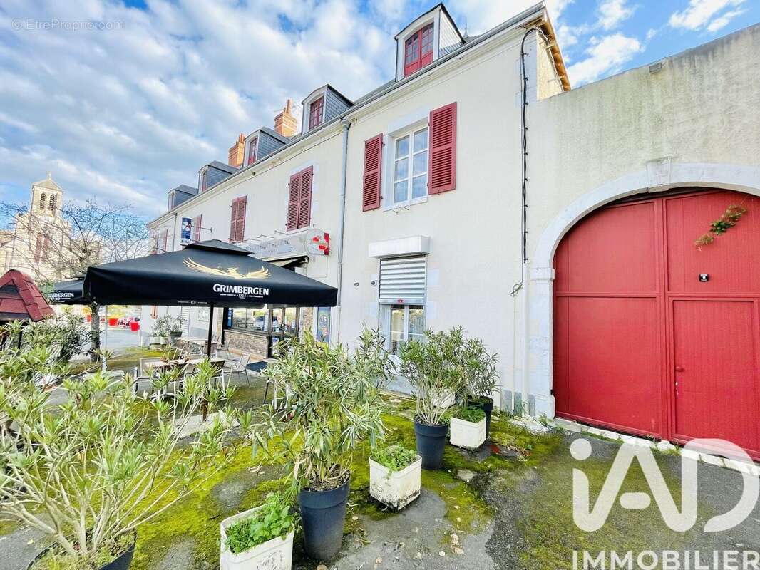 Photo 2 - Commerce à BELABRE
